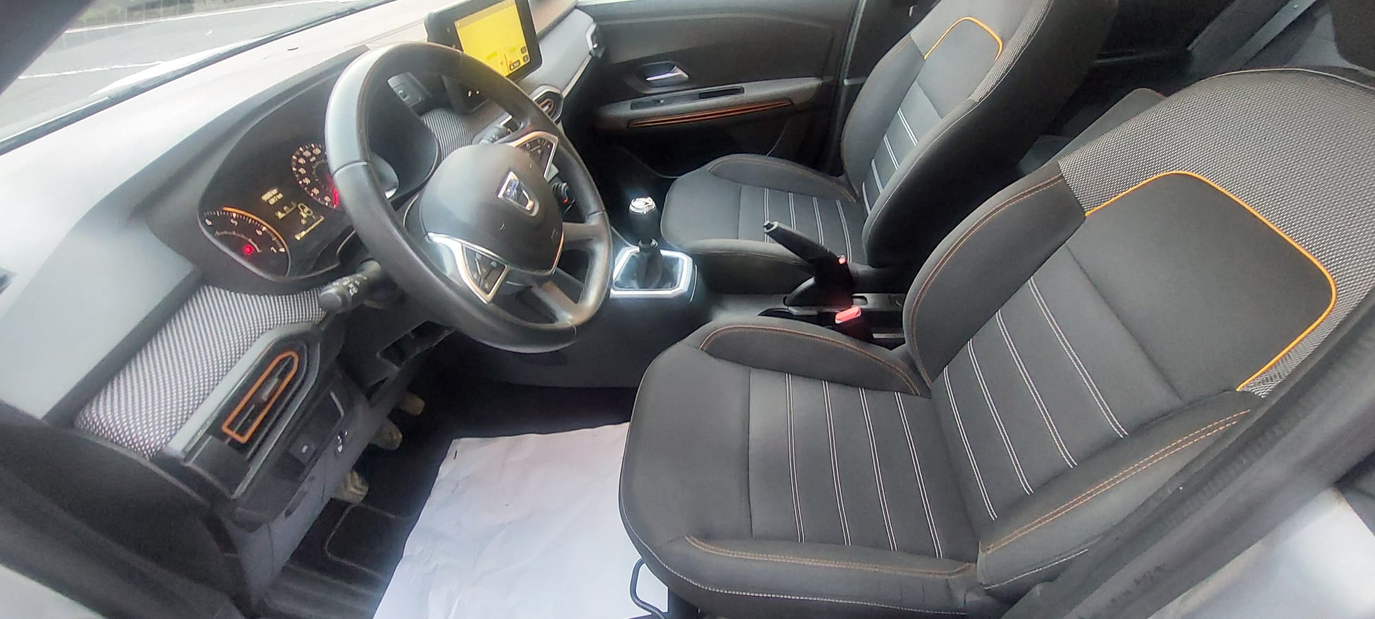 Dacia Sandero 1.0 100cv glp miniatura 4